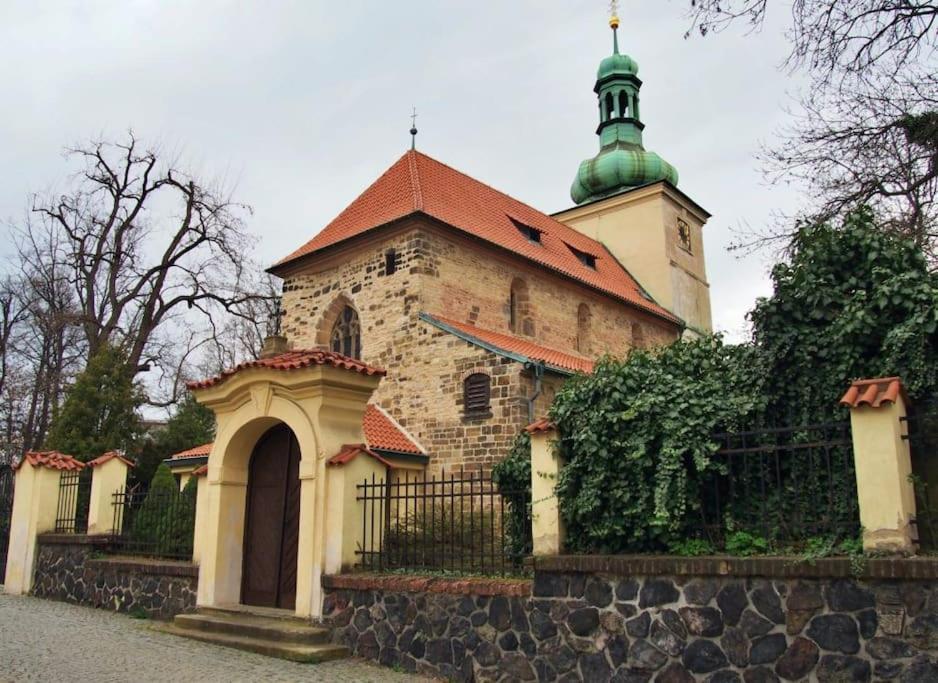 Cozy Friendly Place With Free Parking Prag Exteriör bild