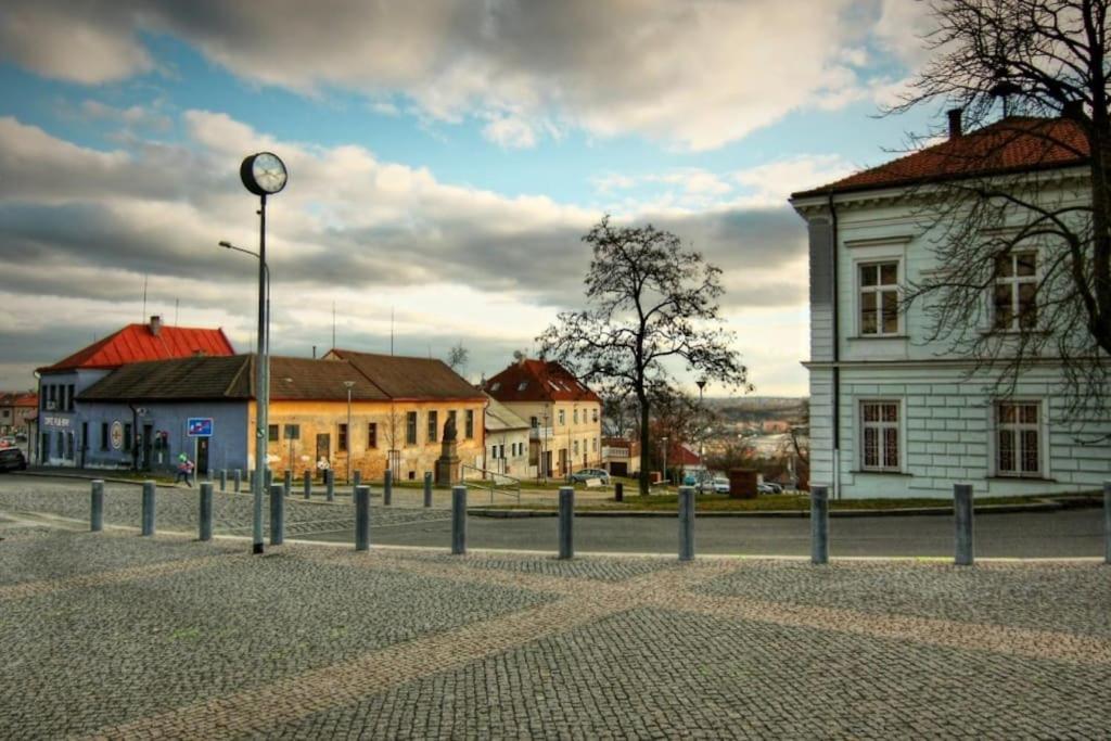 Cozy Friendly Place With Free Parking Prag Exteriör bild