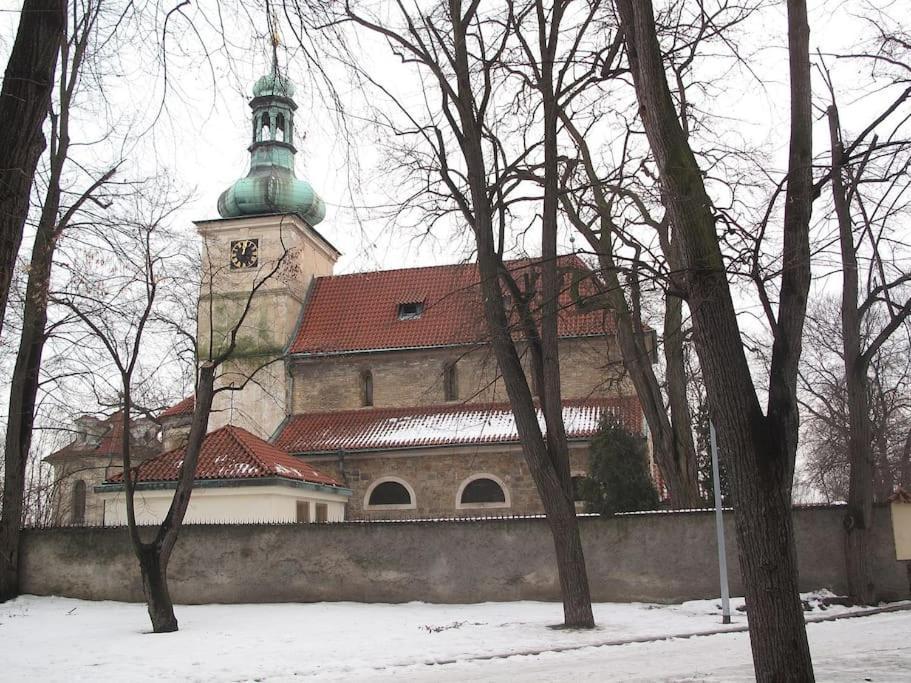 Cozy Friendly Place With Free Parking Prag Exteriör bild