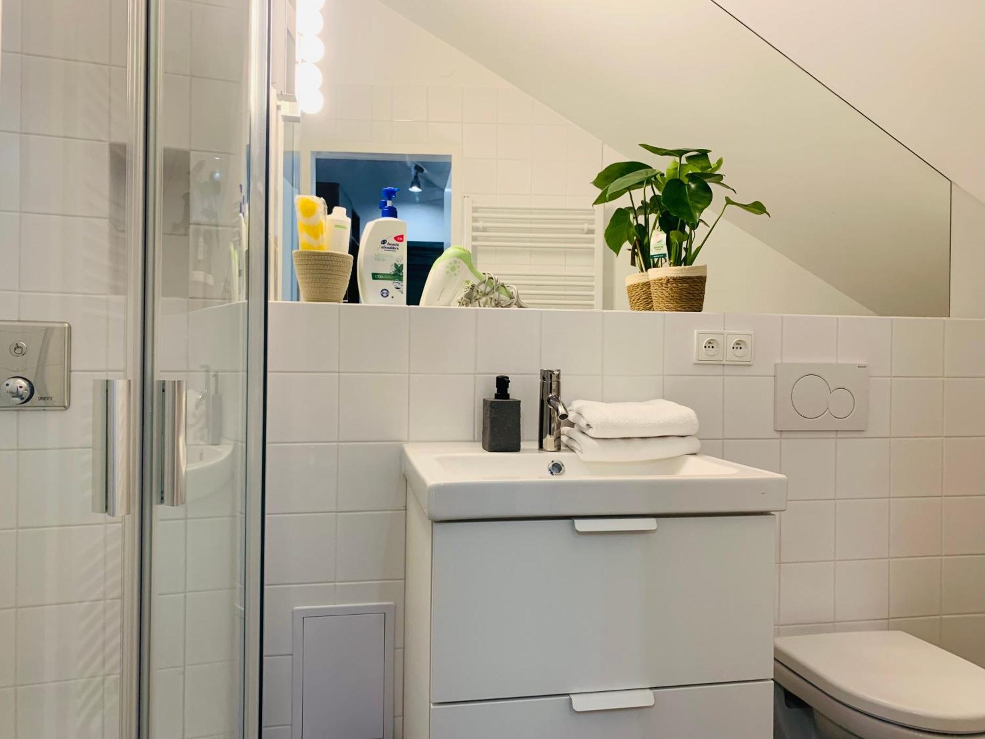 Cozy Friendly Place With Free Parking Prag Exteriör bild